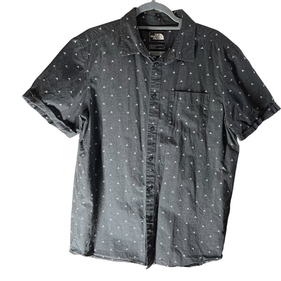 Men's North Face Short Sleeve Button Down Grey Tents Camping Summer  Size L - Picture 1 of 4